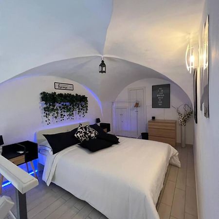 Borgo Santa Caterina - Fiera "Ventotto Holiday Home" Катания Экстерьер фото