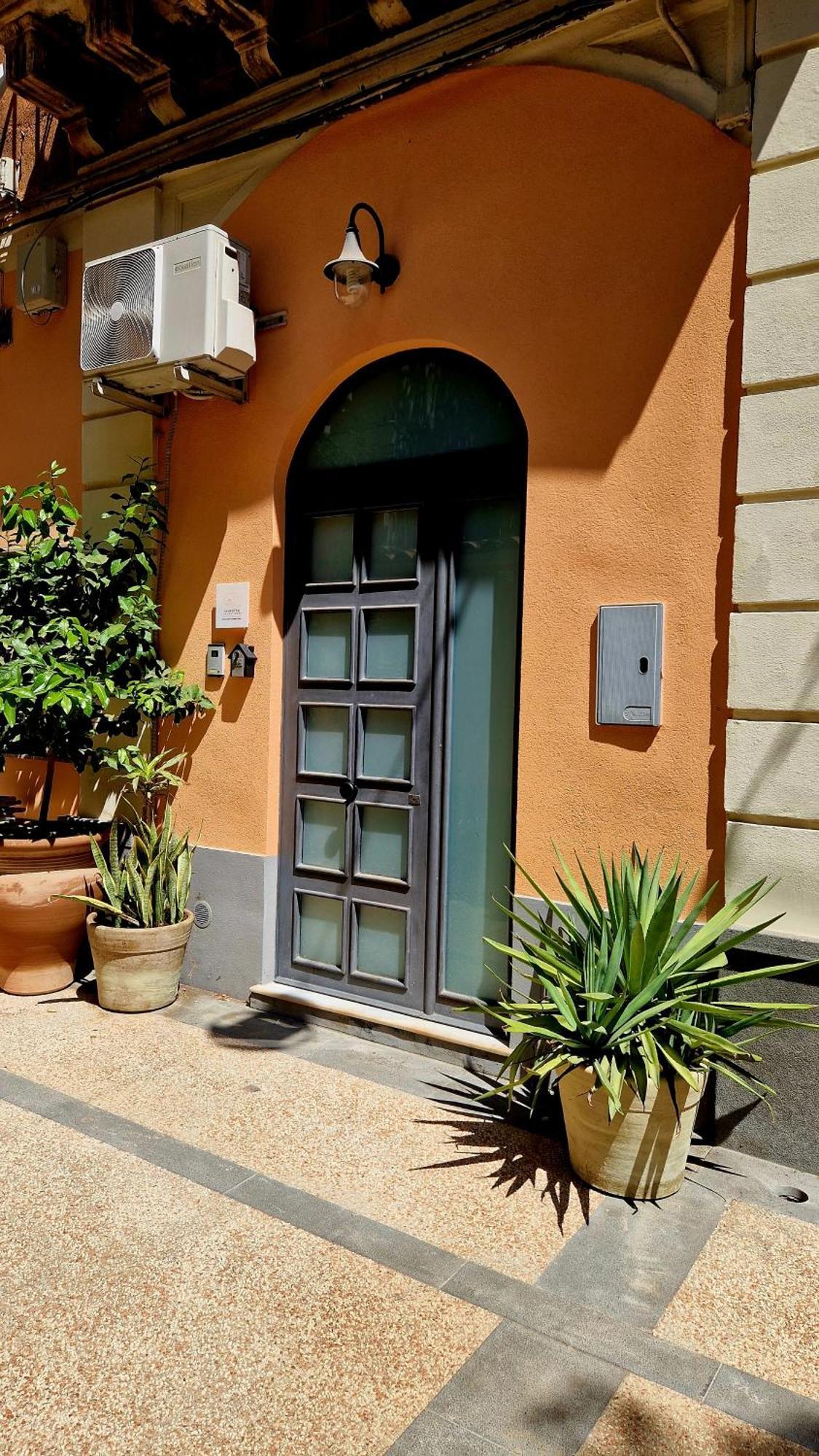 Borgo Santa Caterina - Fiera "Ventotto Holiday Home" Катания Экстерьер фото